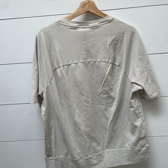 Lululemon medium t shirt. - Picture 2 of 2
